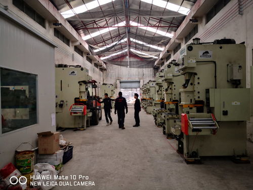 佛山五金制造業(yè)工廠(chǎng)搬遷 專(zhuān)業(yè)服務(wù)保障價(jià)值500萬(wàn)元設(shè)備完好無(wú)損，電子商務(wù)服務(wù)賦能新篇章